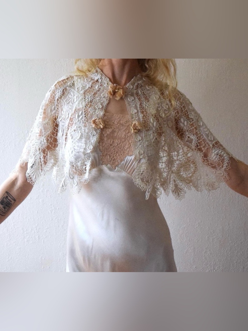 Vintage, Delicate Lace Bridal Capelet in Ivory and Champagne Rosette